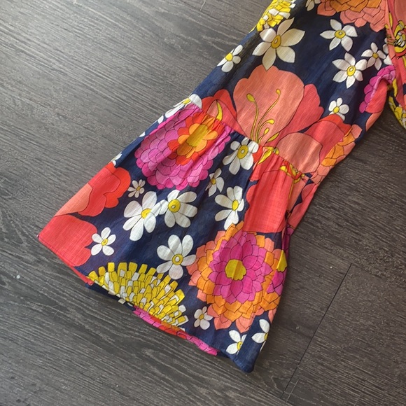 New with tags!    Trina Turk linen dress size 4 - Picture 3 of 8